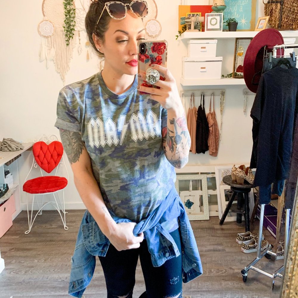 Camo Mama Graphic Tee - Picture 2 of 3